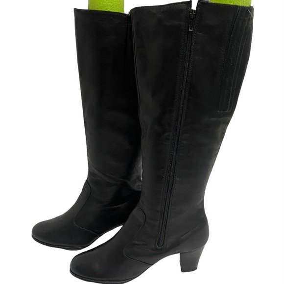 Trotters Shoes - TROTTERS knee high boots sz 6 - black - leather - made in USA